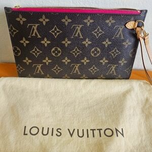 LV NEVERFULL MM POUCH